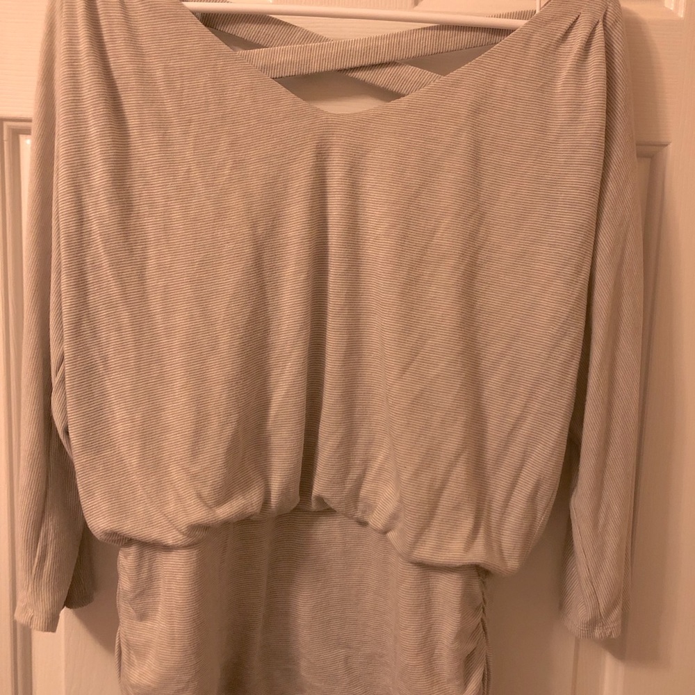 White House Black Market super cute top